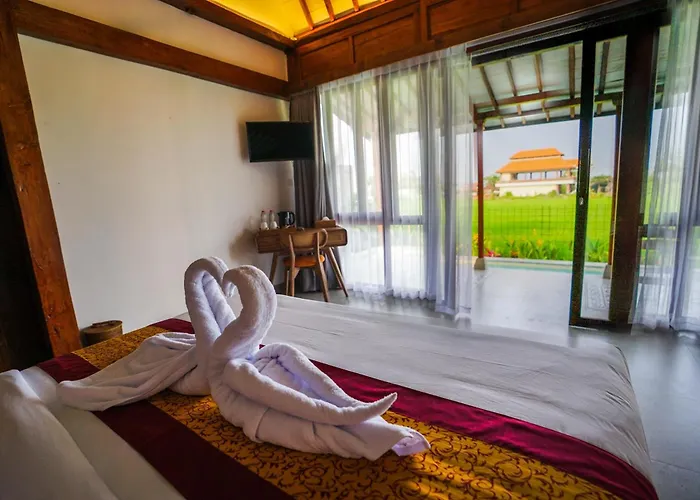 Rumah Tengah Sawah Bali *