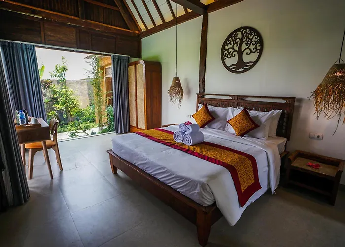 Rumah Tengah Sawah Bali Villa